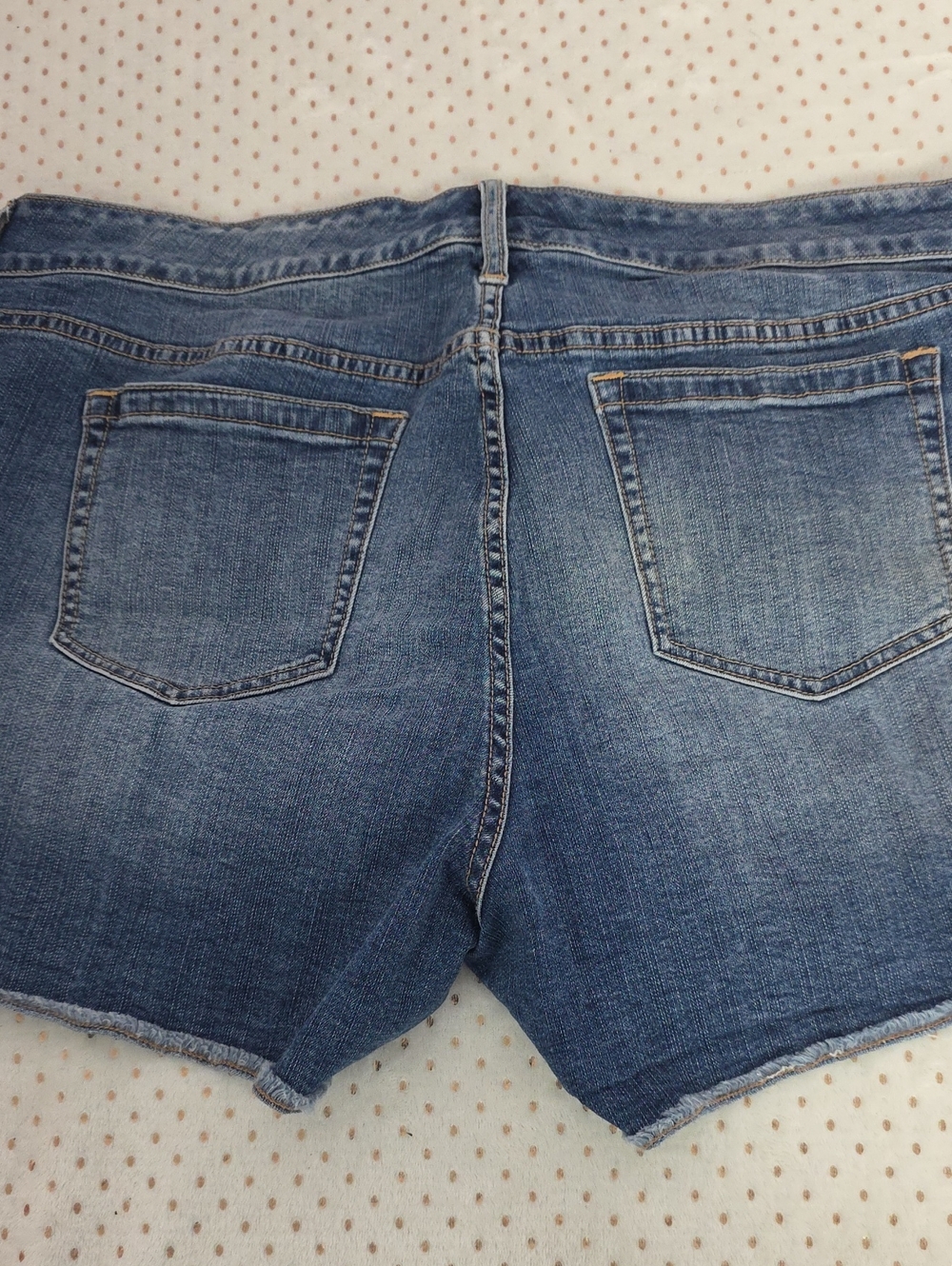 Torrid Distressed Denim Cutoff Shorts Medium Wash Size 20 Plus Size - Picture 2 of 13